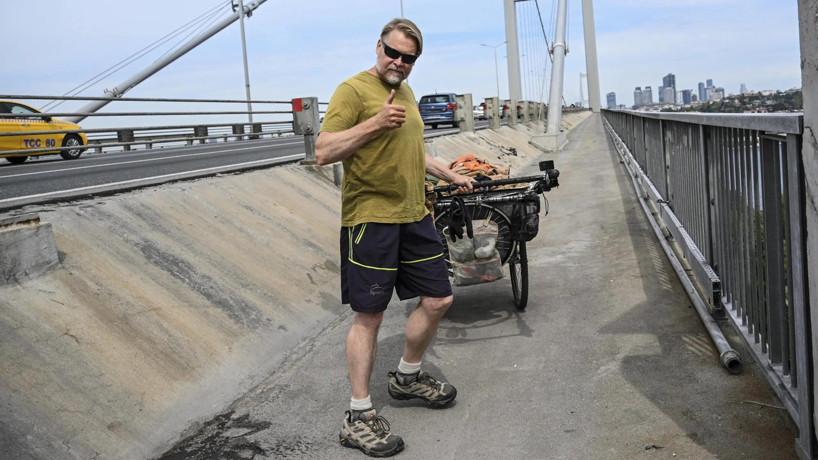 Karl Bushby Returns to UK After 28 Years: 50,000-Km Walk Around the World Nears Historic Finish
